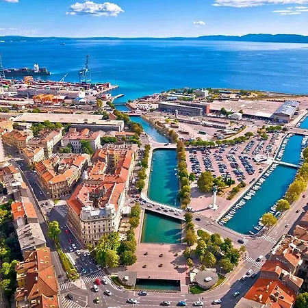 Apartment Leon Rijeka